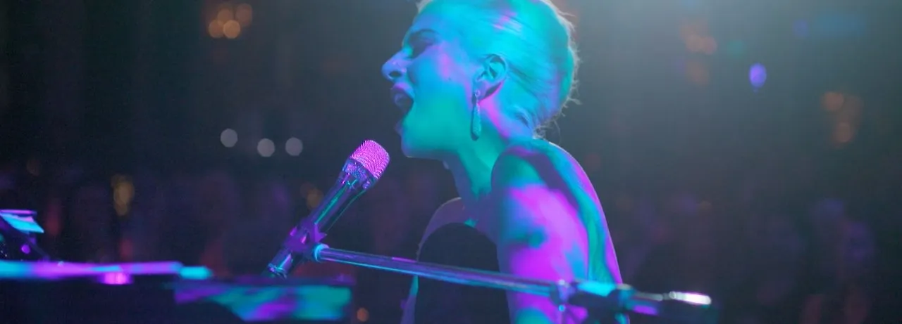 Gaga: Five Foot Two