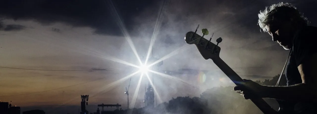 Roger Waters: Us + Them