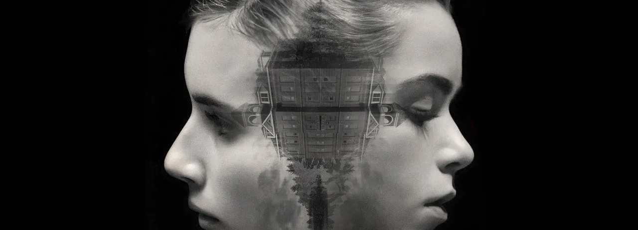 The Blackcoat's Daughter