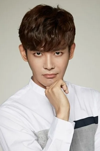 Ryu Joo Han