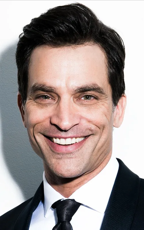 Johnathon Schaech