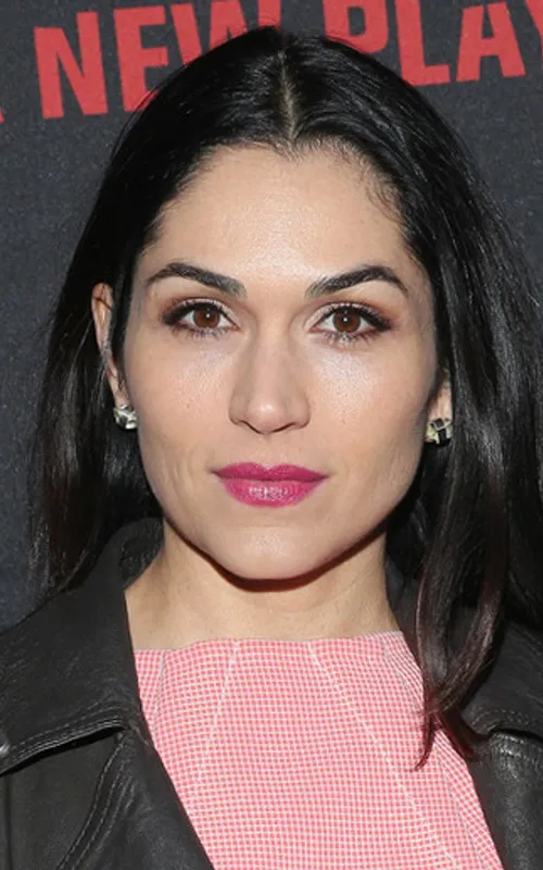 Lela Loren