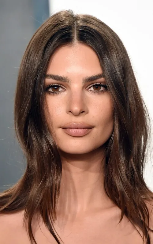 Emily Ratajkowski
