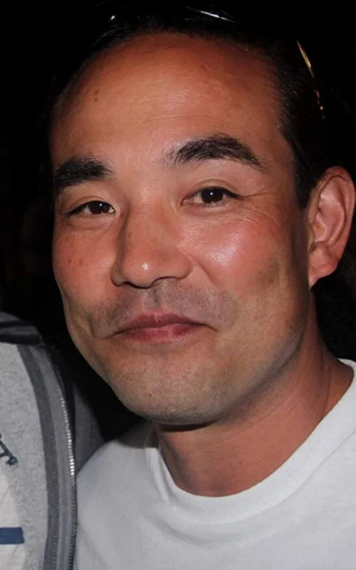 Warren Takeuchi