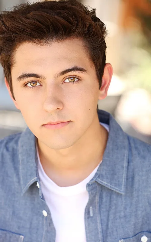 Kyson Facer