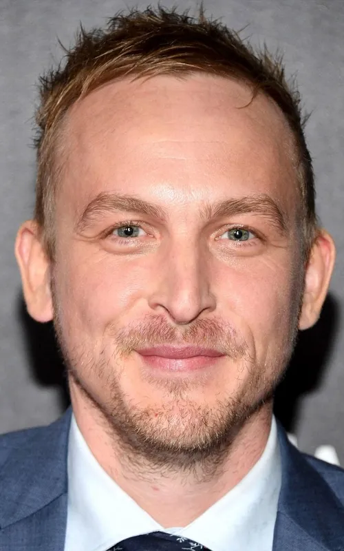 Robin Lord Taylor
