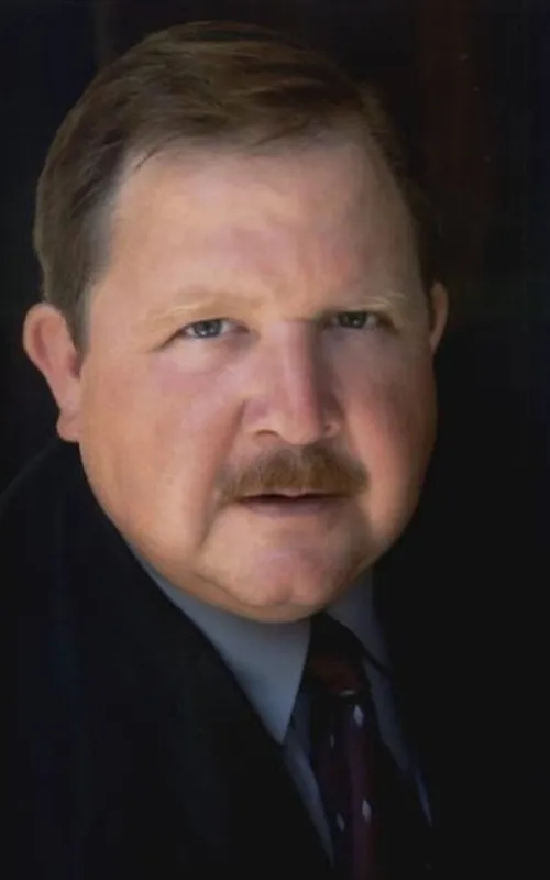 Mark Holton