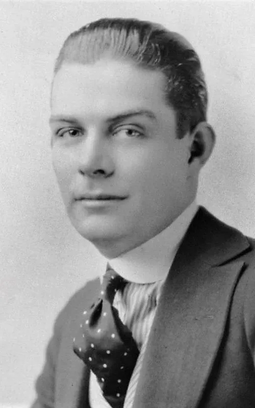 Earle Foxe