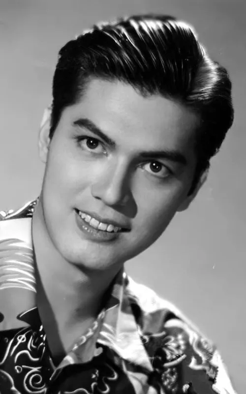 Carlos Salazar