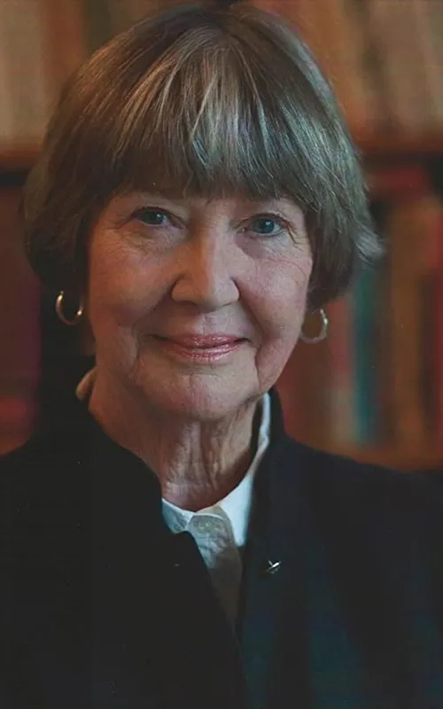 Charlotte Stewart