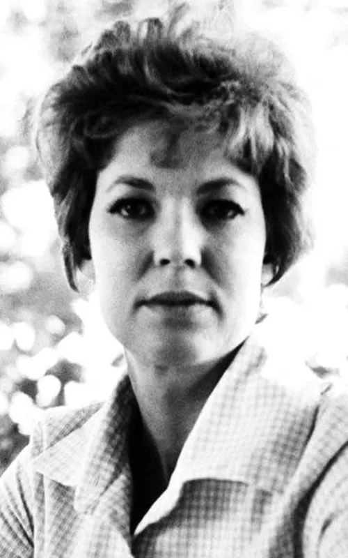 Lynn Carlin