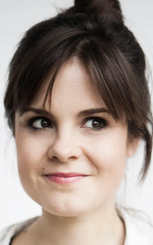 Amy Hoggart