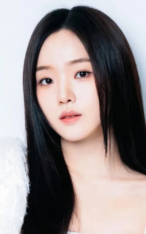 Kang Na-eon