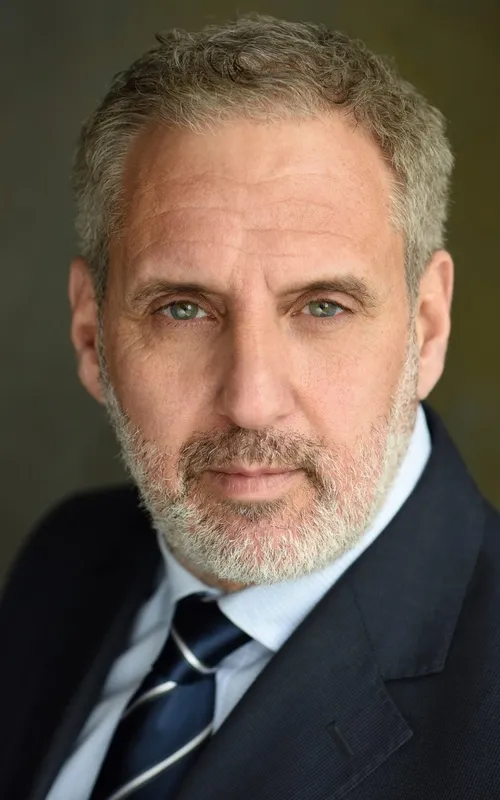 Vincent Riotta