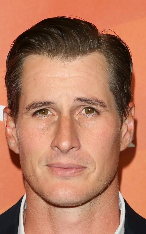Brendan Fehr