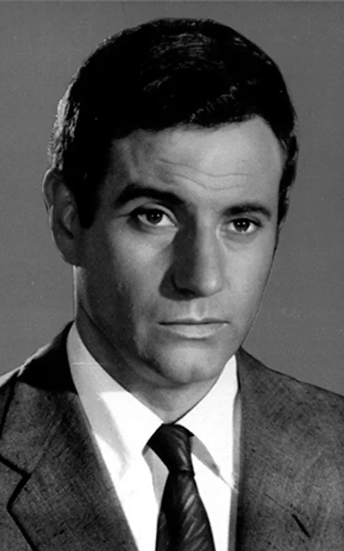 Arturo Fernández