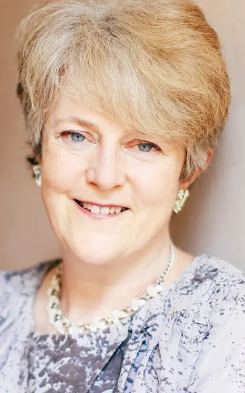 Lissa Evans