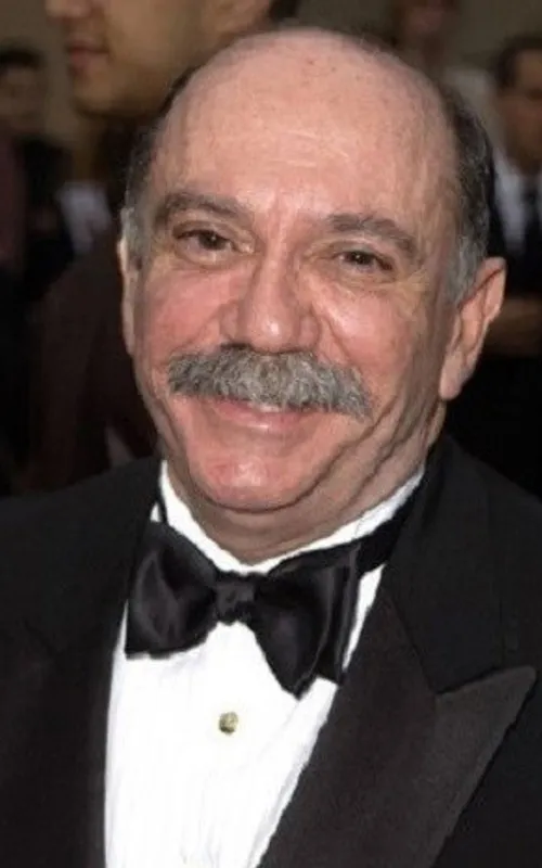 Luis Ávalos