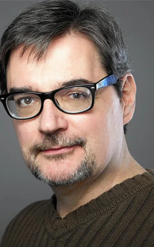 Phoef Sutton