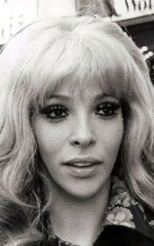 Thelma Tixou