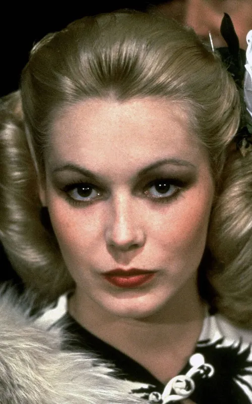 Cathy Moriarty