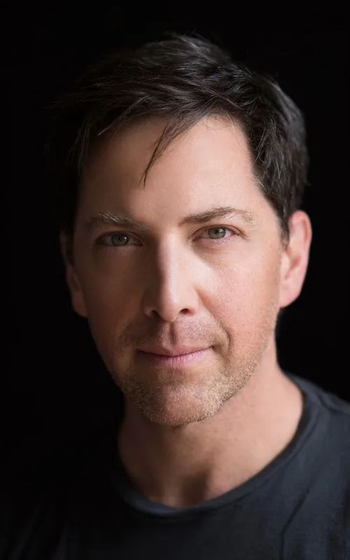 Dan Bucatinsky