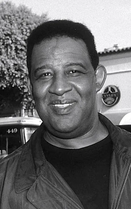 Frank McRae
