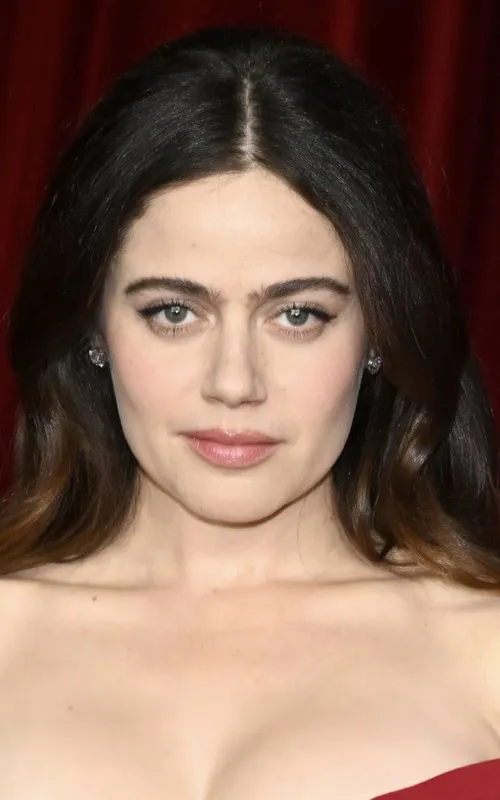 Molly Gordon
