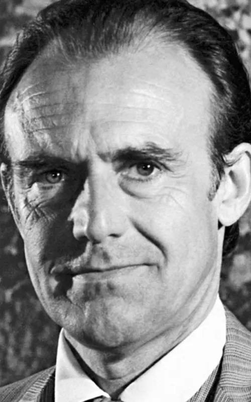 Richard Bull