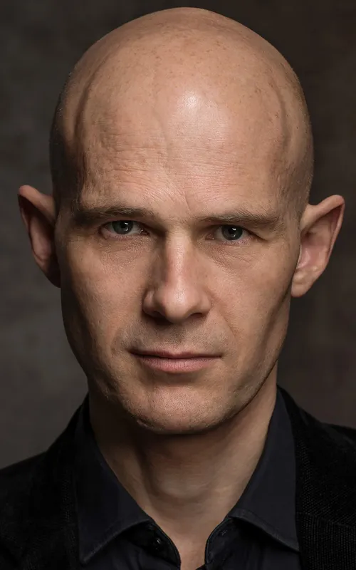 Andrew Byron