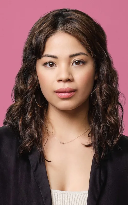 Eva Noblezada