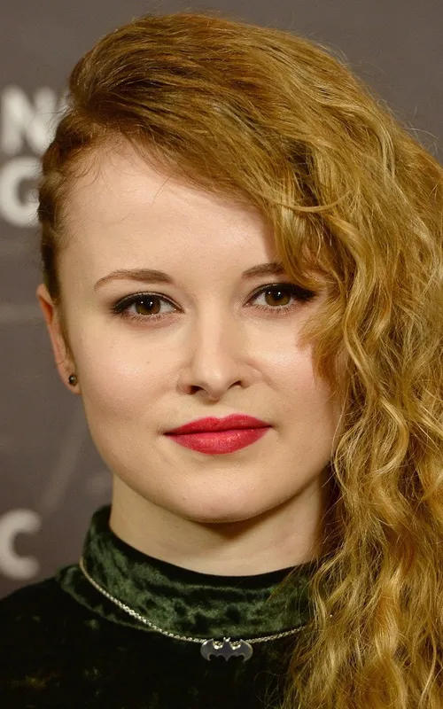 Shannon Tarbet