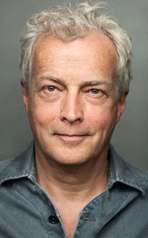 Andrew MacBean