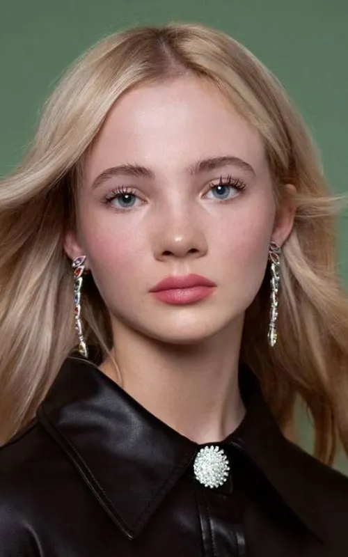 Freya Allan