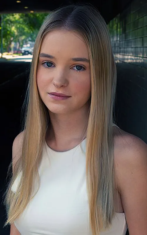 Moxie Owens