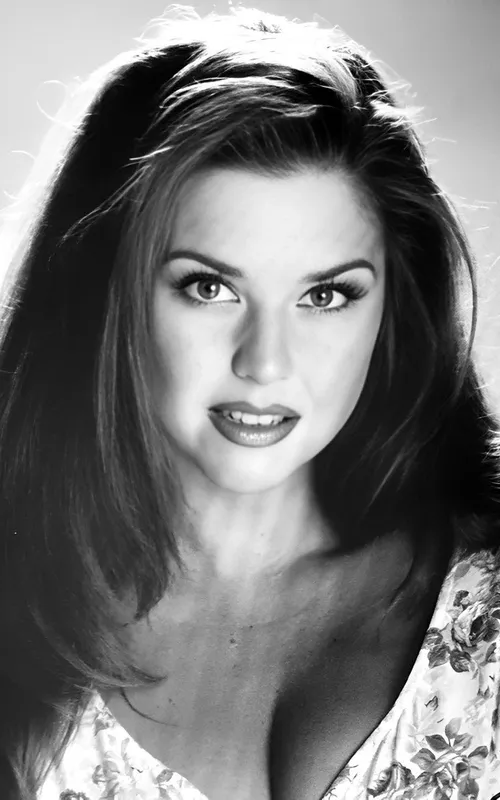 Julia Parton