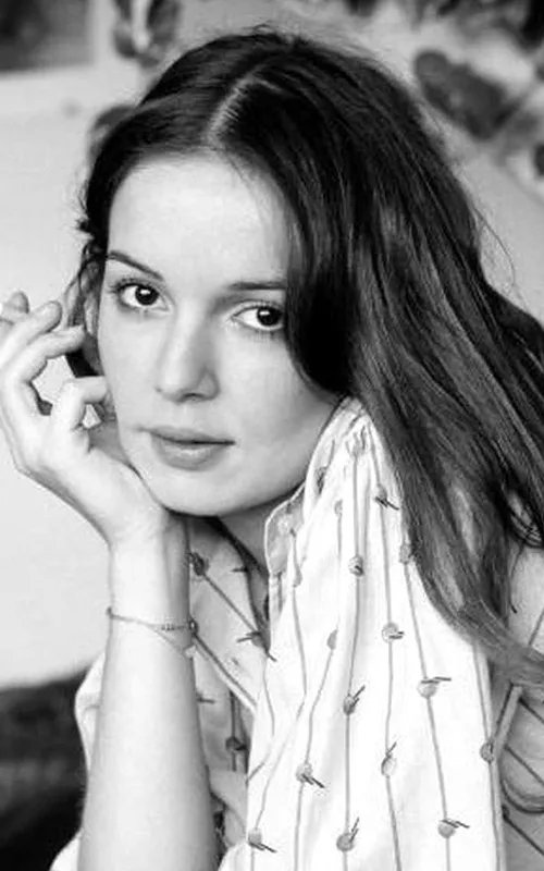 Anicée Alvina