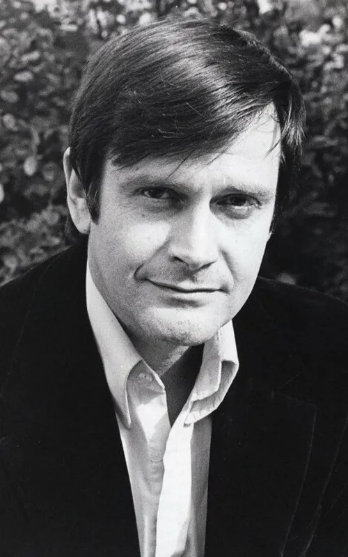 Ralph Bates