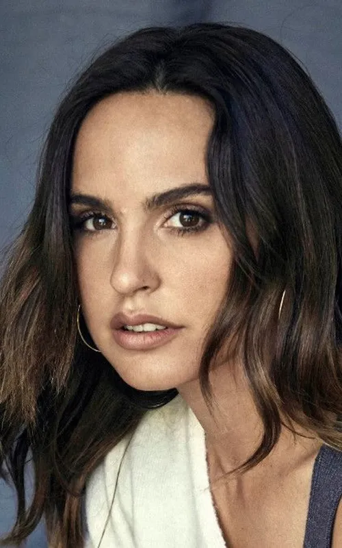 Verónica Echegui