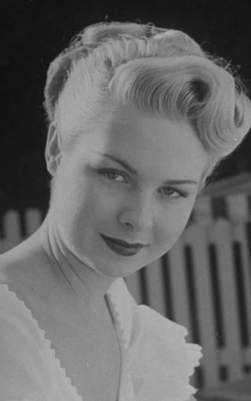 Lois Hall