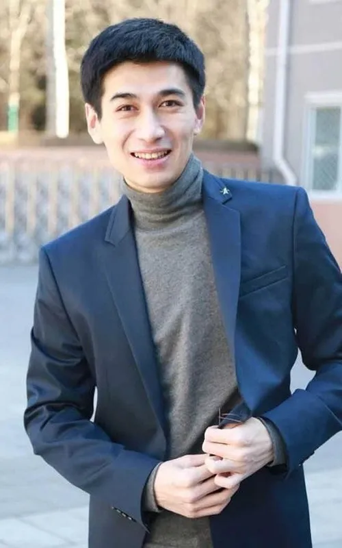 郑磊