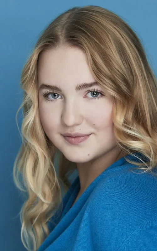Ava Telek