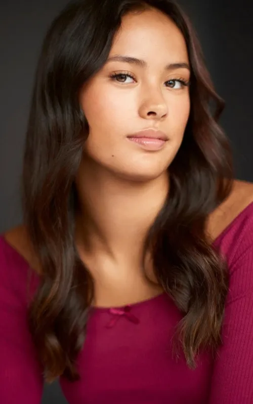Sadie Macalolooy
