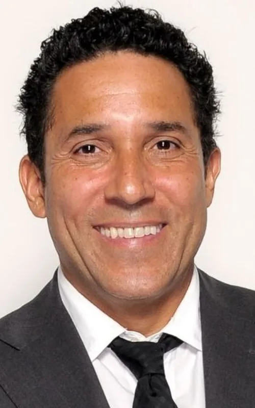 Oscar Nuñez