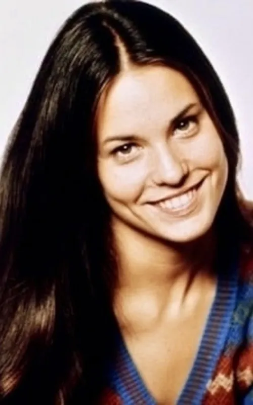 Cristina Raines