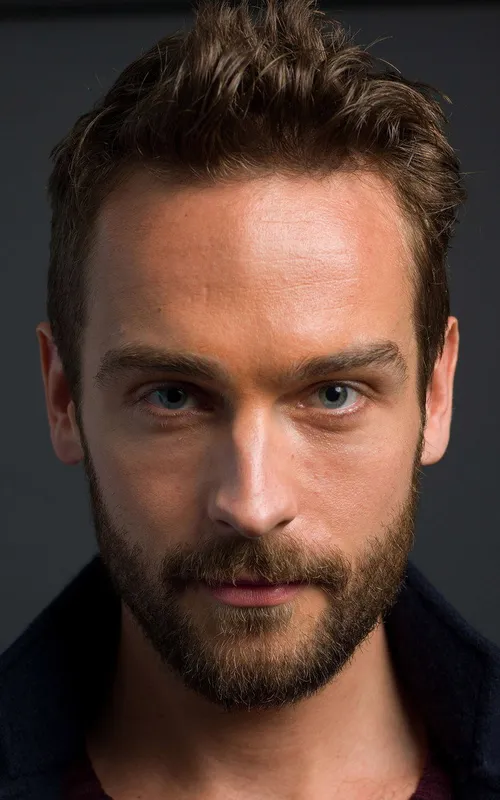 Tom Mison
