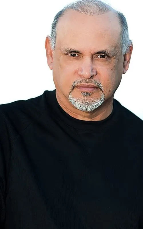 Enrique Castillo