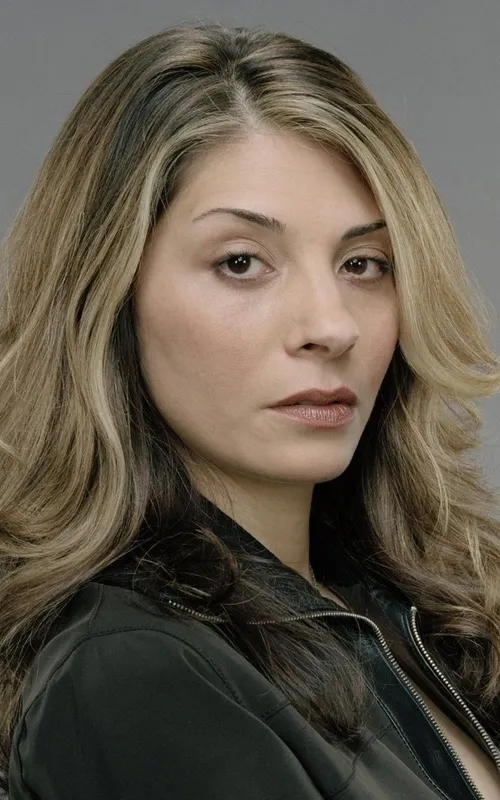 Callie Thorne
