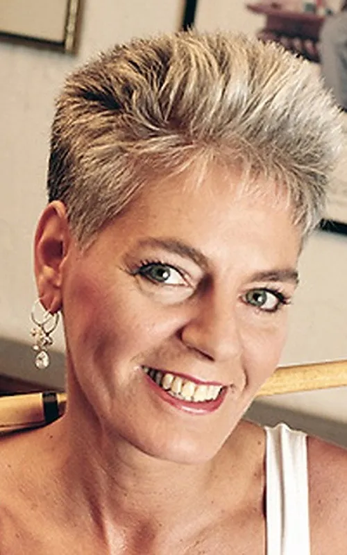 Julia Phillips
