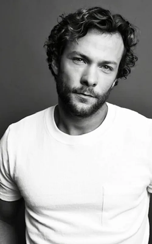 Kyle Schmid